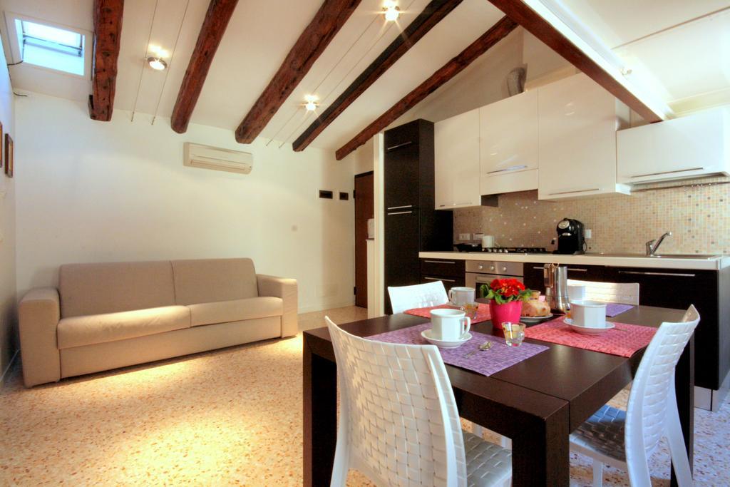 Biennale Apartment Venice Exterior photo