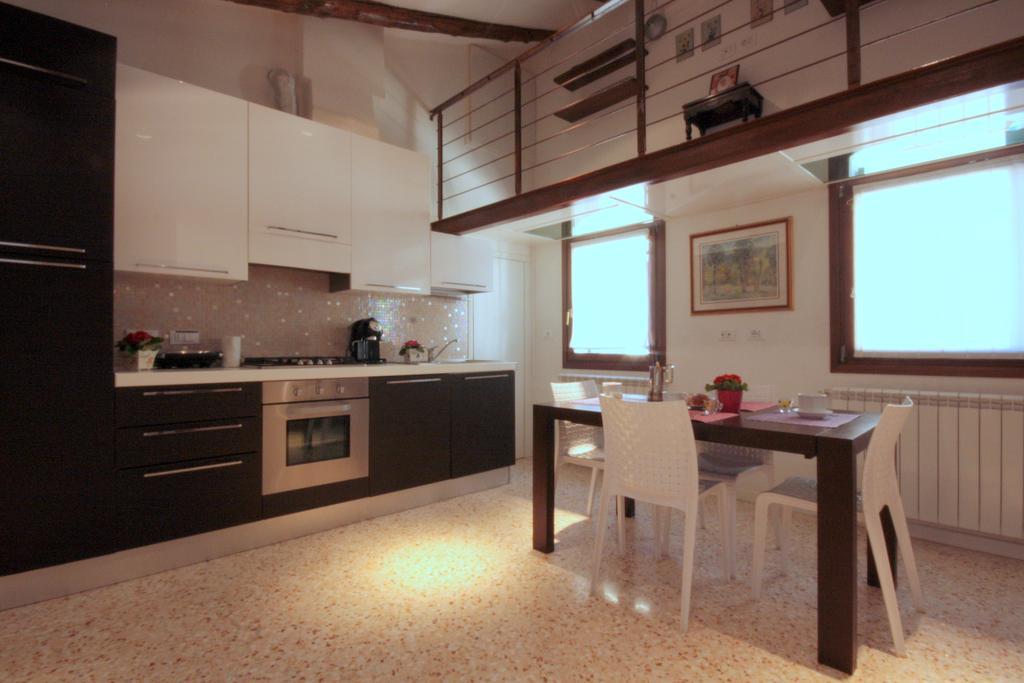 Biennale Apartment Venice Exterior photo